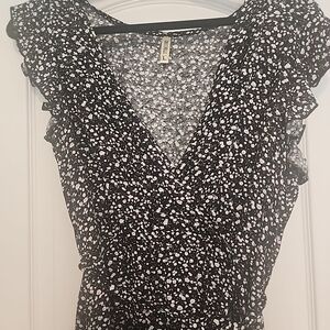 Elegant Black and White Floral Maxi Dress